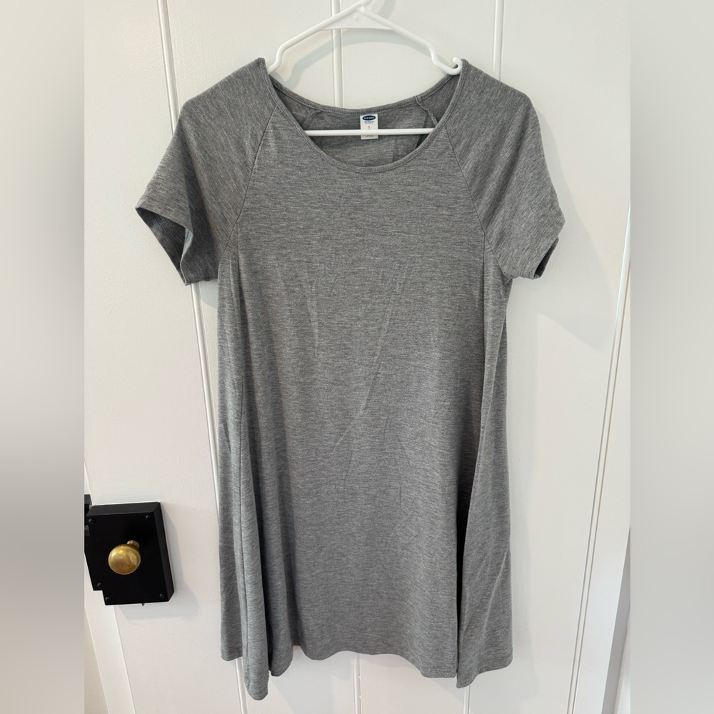 Great Condition Gray Old Navy T-Shirt Dress